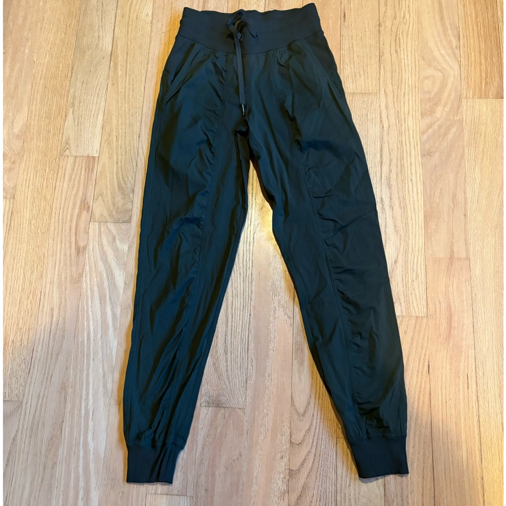 Lululemon Dance Studio Jogger Green Size 2